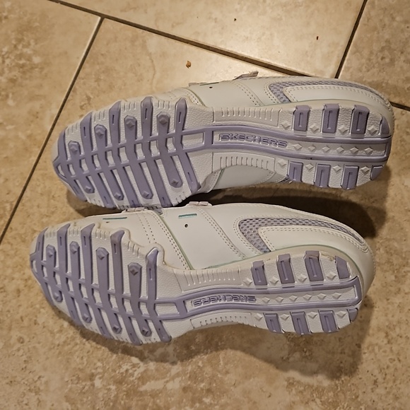 Sketchers Open Back Slip Ons - Picture 4 of 7